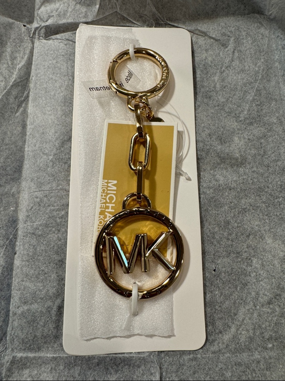 NEW Michael Kors Gold-Tone MK Circle Logo Keyring